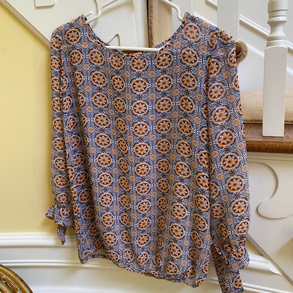 Charming Charlie top size S